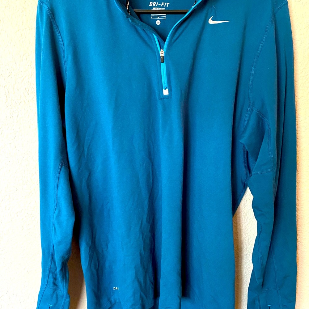 Great running sweatshirt.